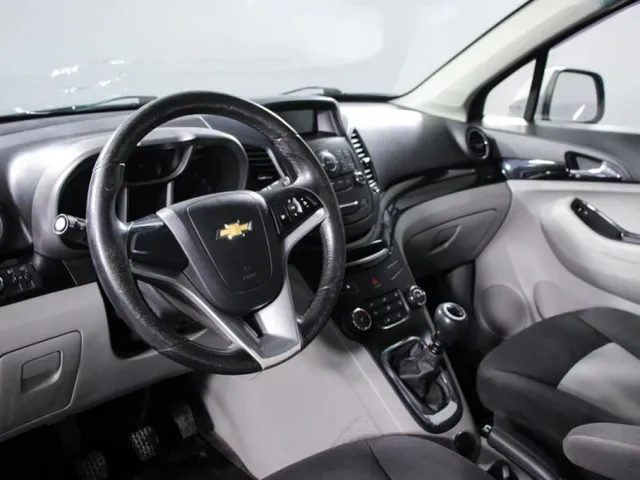 Chevrolet Orlando — фото 12
